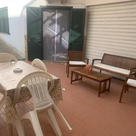 La Casa Di Madia Holiday home *